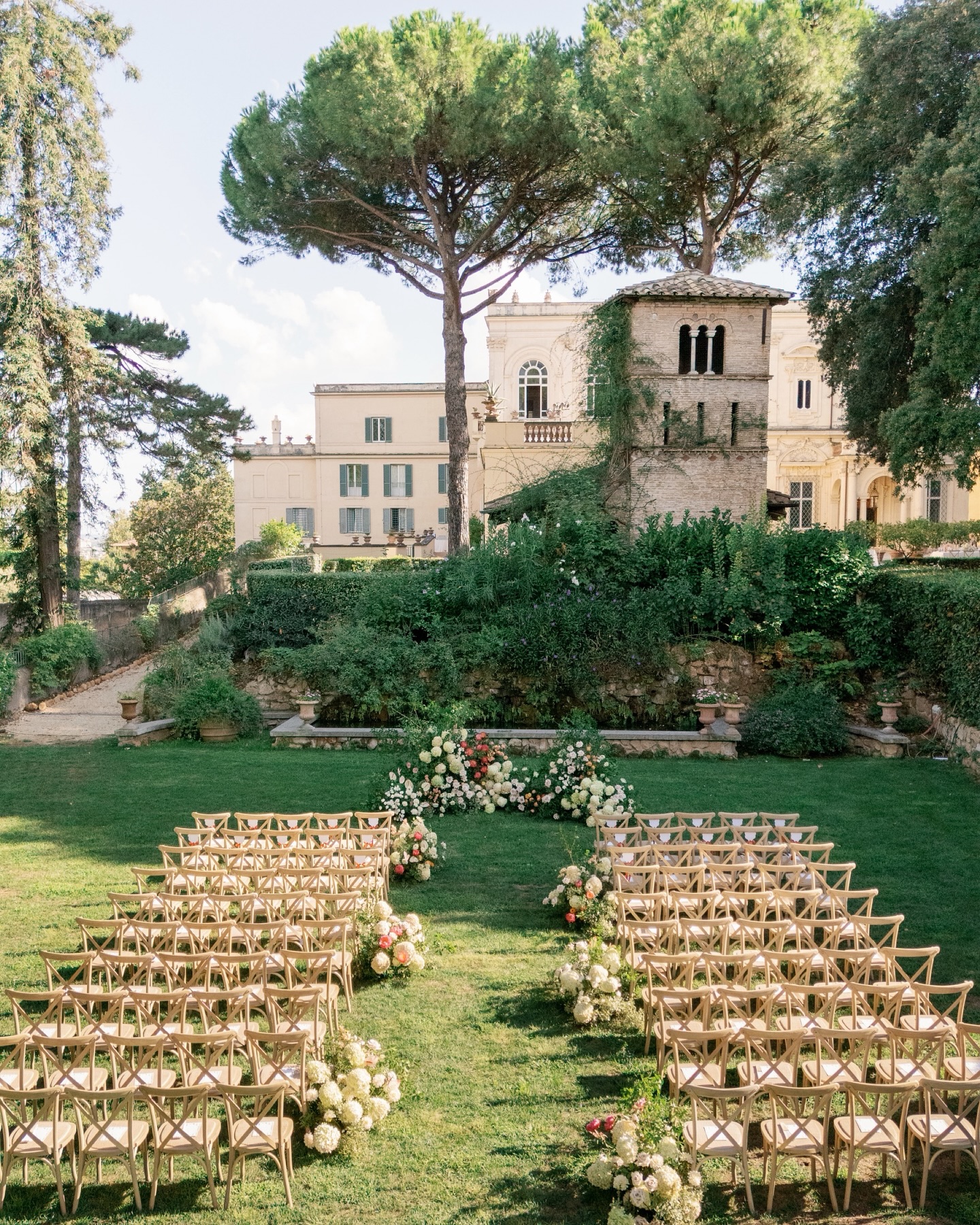 wedding ceremony in Villa Aurelia, Rome, Italy
