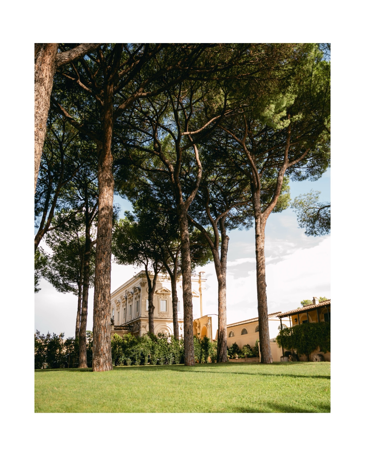 Facade of Villa Aurelia wedding venue in Rome, editorial style wedding photography